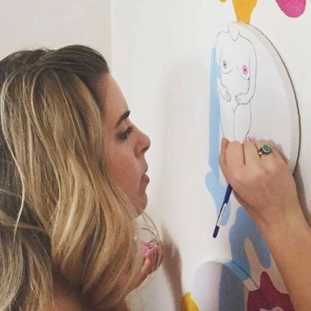 Artist Sally McBee live painting